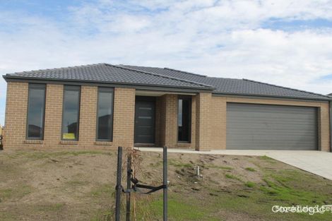 Property photo of 28 Ramel Way Pakenham VIC 3810