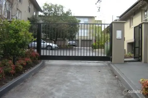 Property photo of 4/3 Bickleigh Street Glen Iris VIC 3146