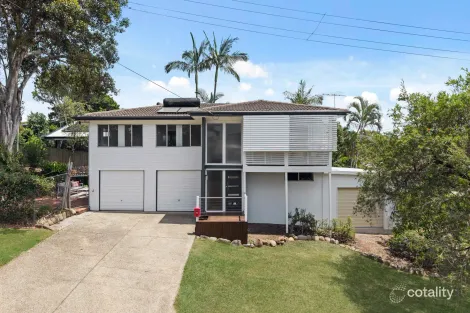 15 Bonneville St, Holland Park West, QLD 4121