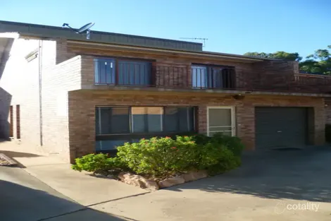 1/230 Wakaden St, Griffith, NSW 2680