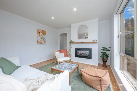 9 Underhill Ct, Sunbury, VIC 3429