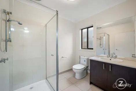 Property photo of 6 Mellor Street Point Cook VIC 3030
