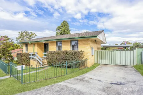 Property photo of 2 Denva Bird Way Taree NSW 2430