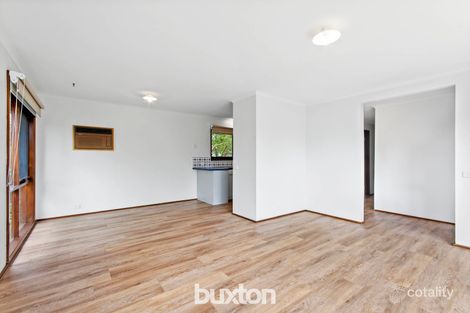 Property photo of 27 Springhurst Crescent Grovedale VIC 3216