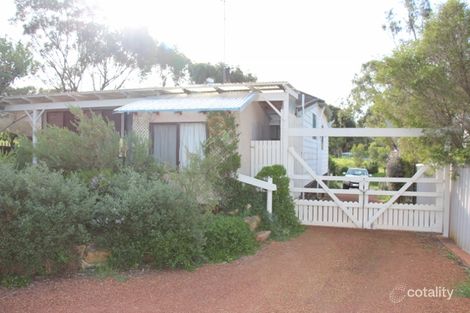 2 Whitechapel St, Toodyay, WA 6566
