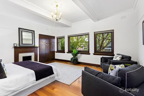 Property photo of 1/543 Toorak Road Toorak VIC 3142