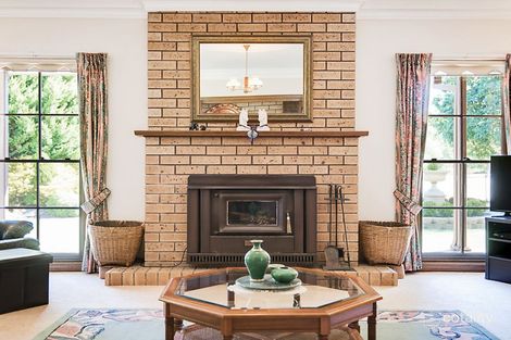 Property photo of 33 Edialta Road Cherry Gardens SA 5157