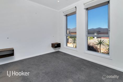 Property photo of 12 River Darling Pass Blakeview SA 5114