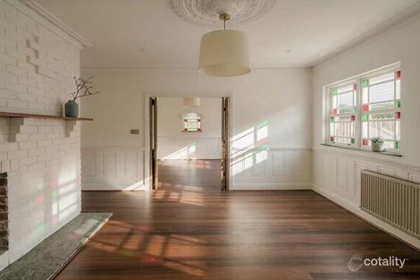 Property photo of 87 Edgevale Road Kew VIC 3101