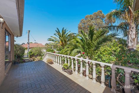 Property photo of 1 Rossdale Street Craigieburn VIC 3064