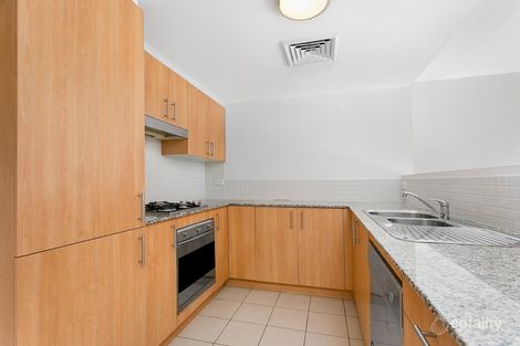 Property photo of 22/19-23 Sturdee Parade Dee Why NSW 2099