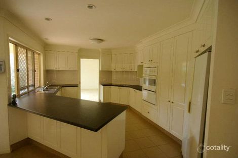 Property photo of 38 Oakmont Street Carindale QLD 4152