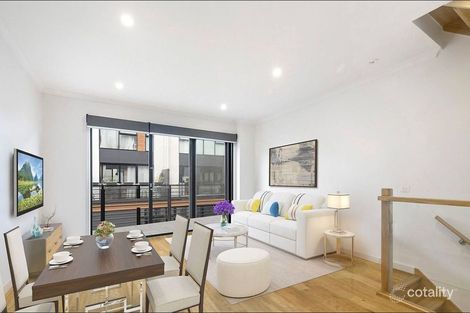 Property photo of 16 Tomkins Road Port Melbourne VIC 3207