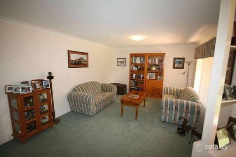 Property photo of 23 McMillan Drive Dalyellup WA 6230