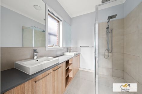 Property photo of 2A Elliott Parade Lynbrook VIC 3975