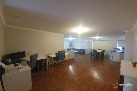 Property photo of 17 James Cook Avenue Quinns Rocks WA 6030