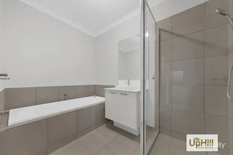 Property photo of 7 Cadet Way Clyde VIC 3978