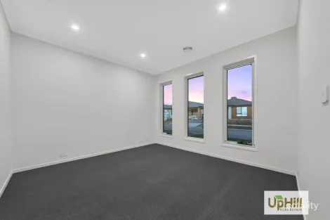 Property photo of 7 Cadet Way Clyde VIC 3978