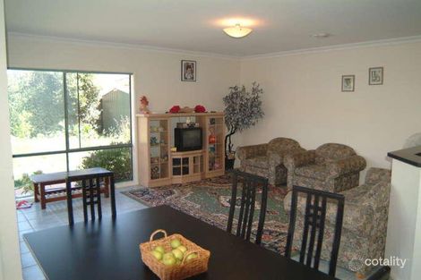 Property photo of 46 Border Drive Mill Park VIC 3082