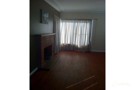 Property photo of 98 West Birriley Street Bomaderry NSW 2541