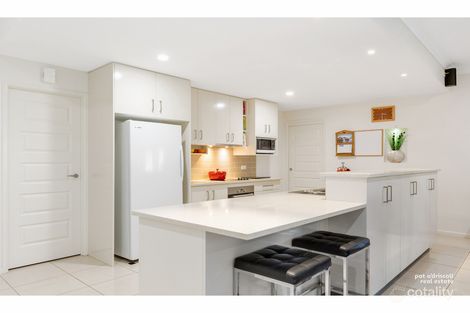 Property photo of 2 Samuel Place Rockyview QLD 4701
