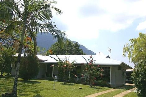 Property photo of 3 Dahlia Close Mooroobool QLD 4870