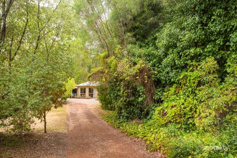 2 Peppermint Pl, Margaret River, WA 6285