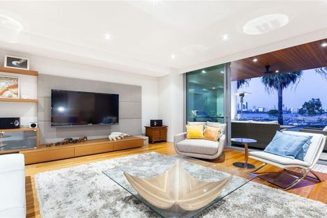 Property photo of 8 Witcomb Place South Perth WA 6151