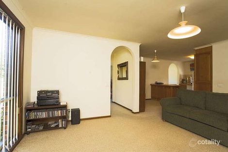 Property photo of 1/10 Andrea Parade Ringwood North VIC 3134