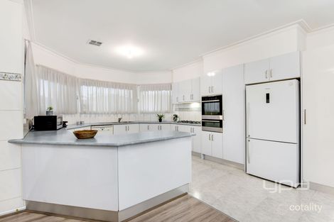 Property photo of 16 Cornell Close Broadmeadows VIC 3047