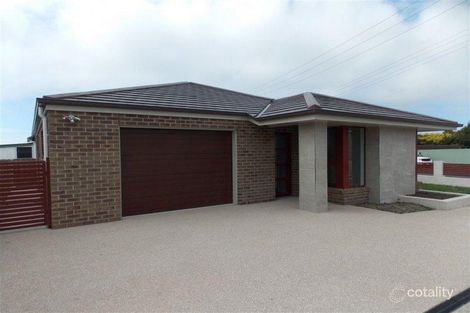 Property photo of 1/2A Hayward Street Penguin TAS 7316