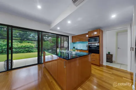 Property photo of 103/25 Abell Road Cannonvale QLD 4802