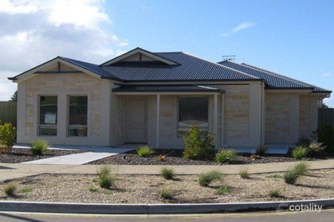 3 Kookaburra Bvd, Encounter Bay, SA 5211