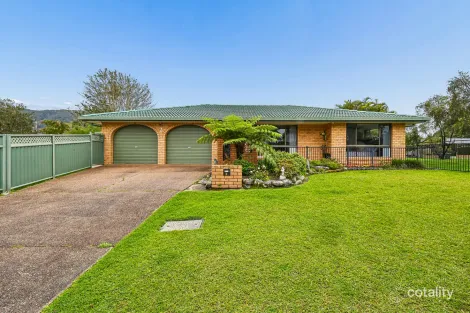 2 Finch Cres, Coffs Harbour, NSW 2450