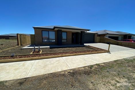 Property photo of 4 Starling Road Wallan VIC 3756