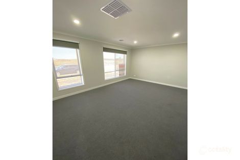 Property photo of 4 Starling Road Wallan VIC 3756