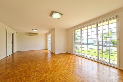 Property photo of 2 Raco Close Edensor Park NSW 2176