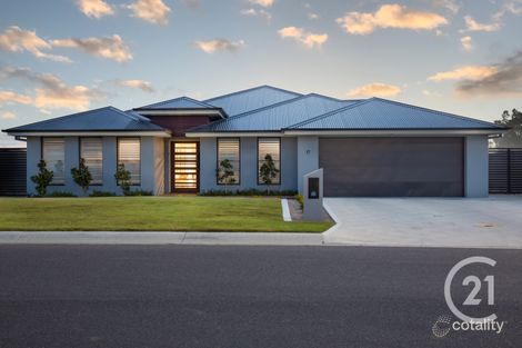 17 Dovey Dr, Kelso, NSW 2795