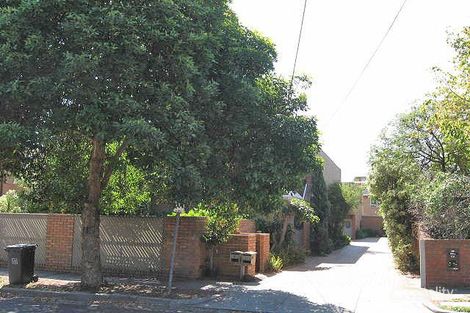 Property photo of 1/40 Pental Road Caulfield North VIC 3161