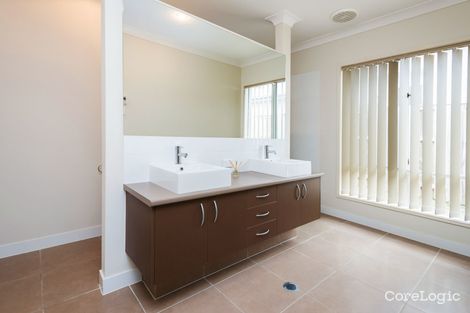 Property photo of 16 Picnic Creek Drive Coomera QLD 4209