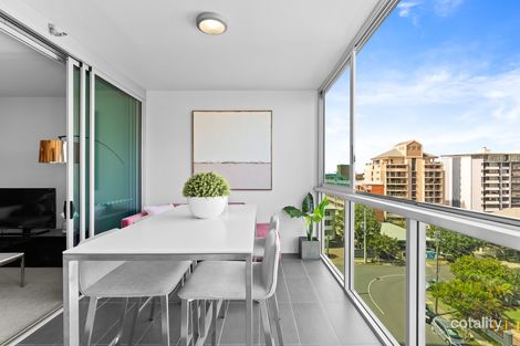 Property photo of 511/18 Thorn Street Kangaroo Point QLD 4169