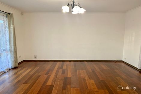 Property photo of 26 Reading Close Roxburgh Park VIC 3064
