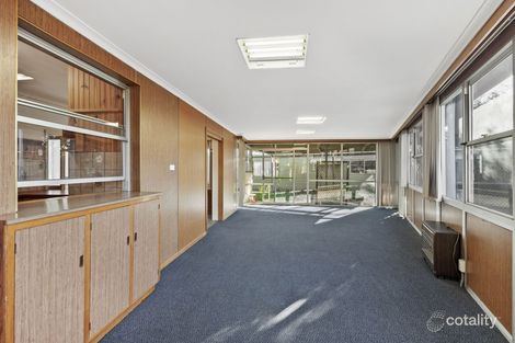 Property photo of 17 Browns Parade Wendouree VIC 3355