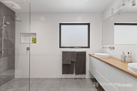 Property photo of 9 Jean Street Upper Ferntree Gully VIC 3156