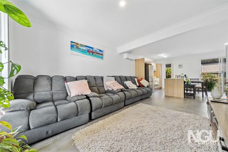 Property photo of 2/70-90 Clearwater Street Bethania QLD 4205