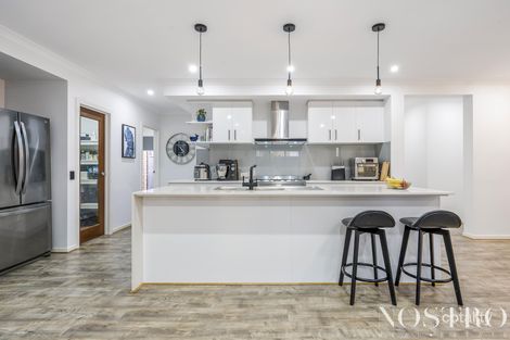 Property photo of 8 Cascade Drive Beveridge VIC 3753