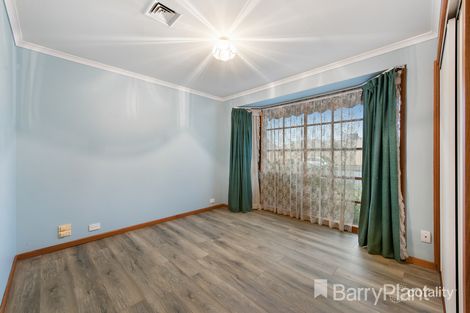 Property photo of 53 Kimberley Road Werribee VIC 3030