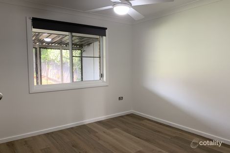 4b Gannet Cres, Old Bar, NSW 2430