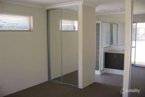 Property photo of 15 Scarpview Place East Cannington WA 6107
