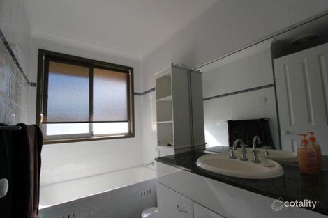 Property photo of 12 Piccadilly Close Valentine NSW 2280